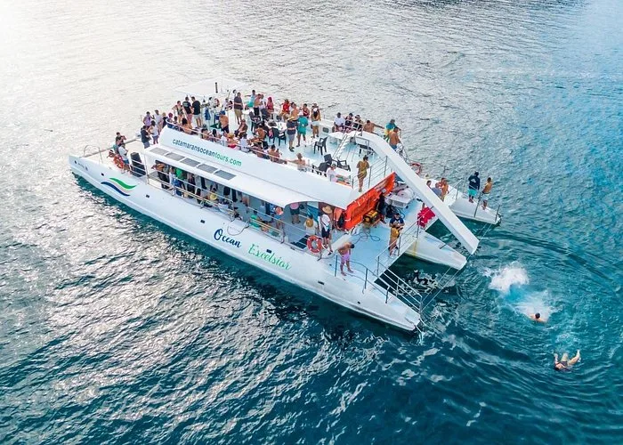 Catamaran Tour to Playas del Coco