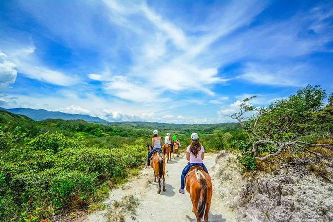 Horseback Riding Tour – Natural Pools